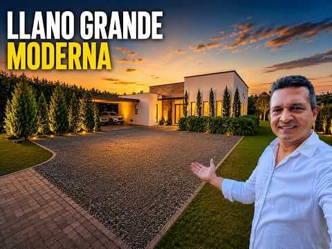CASA MODERNA EN LLANO GRANDE, UN NIVEL COP$5 000MM  FOR SALE